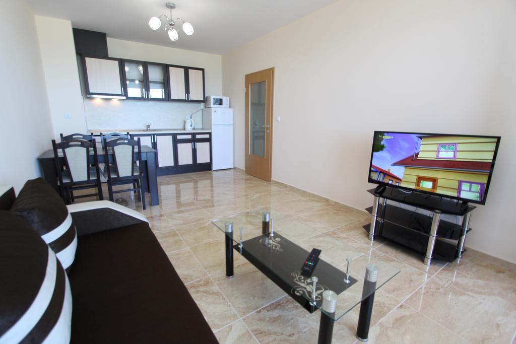 Golden Sea View Apartments เปาโมเรีย ภายนอก รูปภาพ