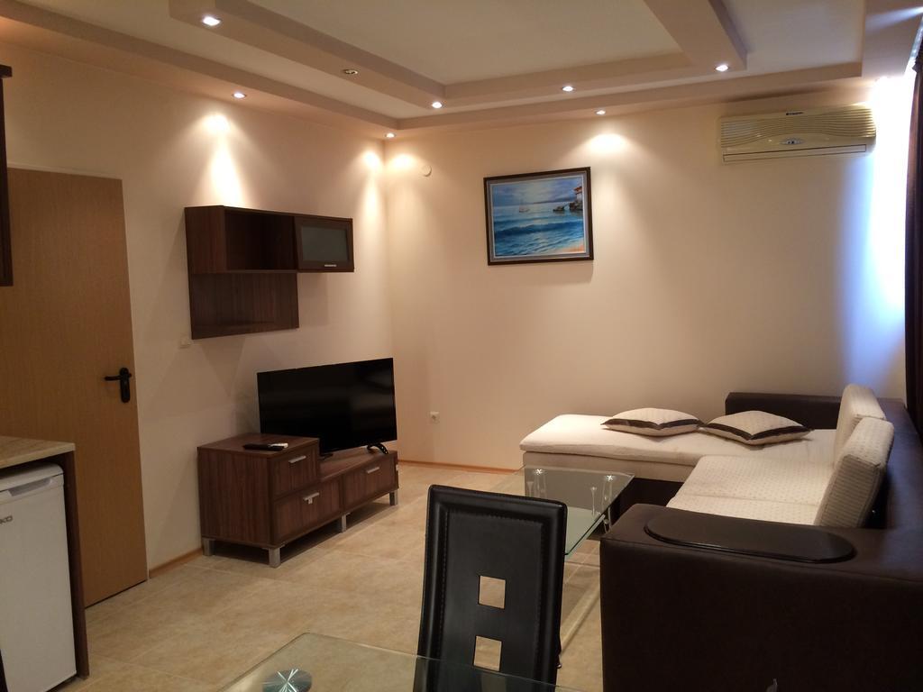 Golden Sea View Apartments เปาโมเรีย ภายนอก รูปภาพ